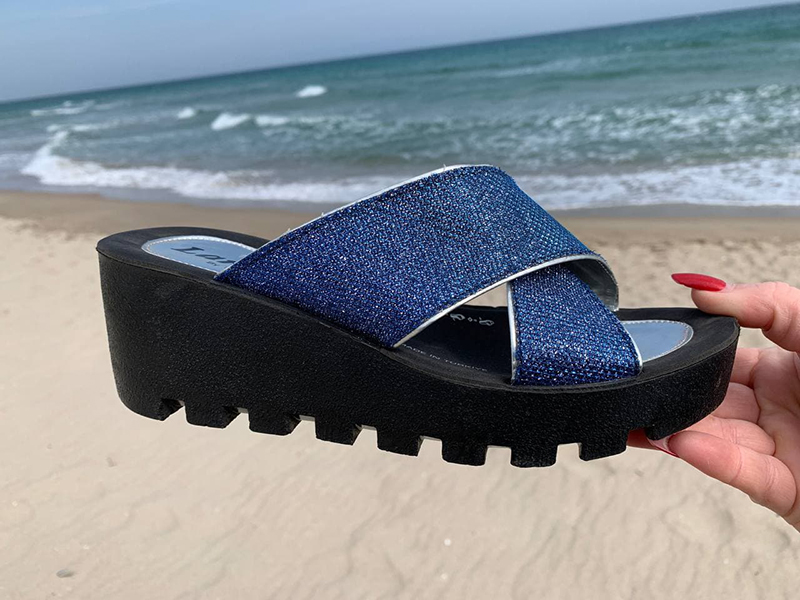 Шлепанцы Gurkem (36-40) W777 blue-silver (лето)