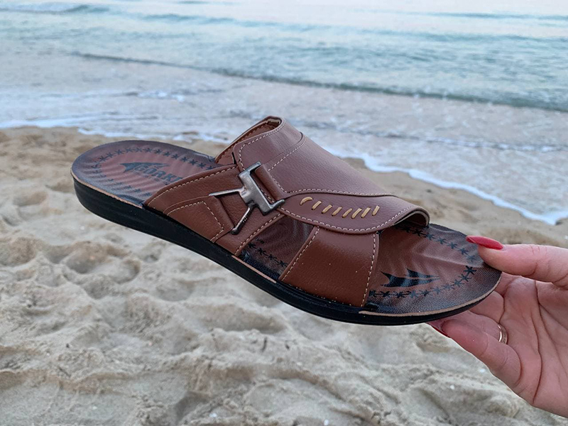 Шлепанцы Gurkem (40-45) MKD6364 camel (лето)