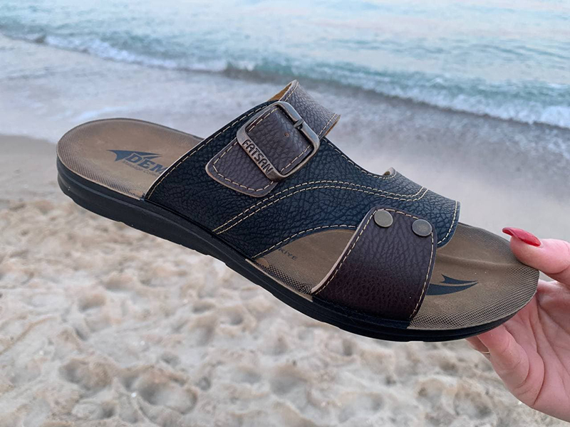 Шлепанцы Gurkem (40-45) MKN6834 black-brown (лето)