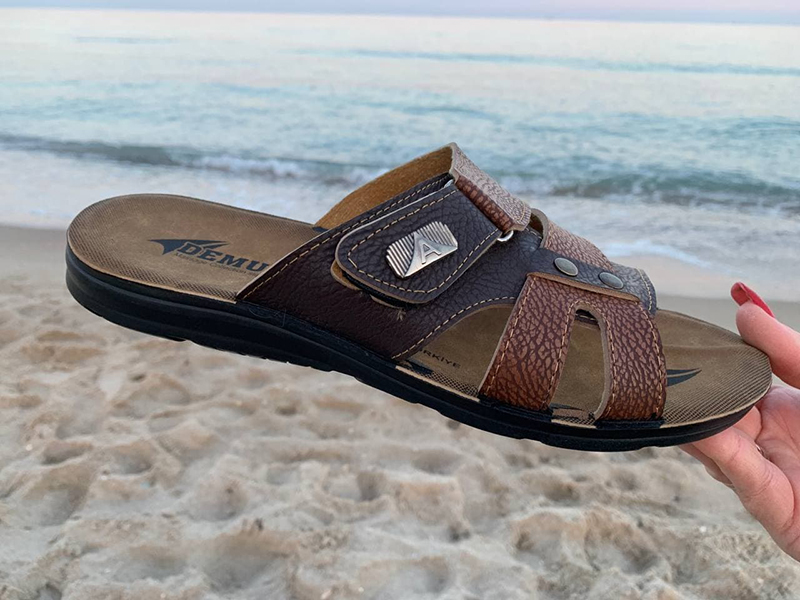 Шлепанцы Gurkem (40-45) MKN6843T brown-camel (лето)