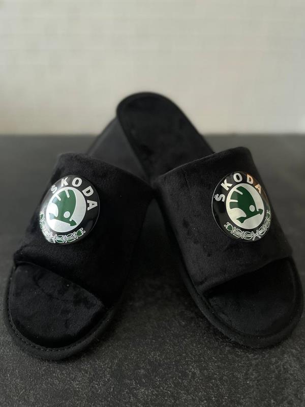 Тапочки COCON (40-45) Тапочки коробка+велюр мешок SKODA (деми)