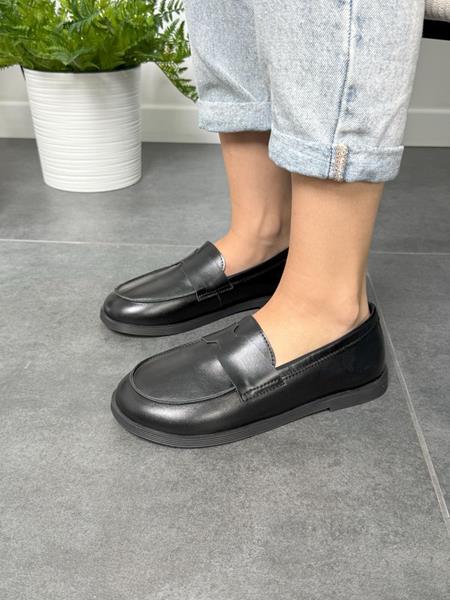 Туфли Arto (36-41) 079 чор-к (деми)
