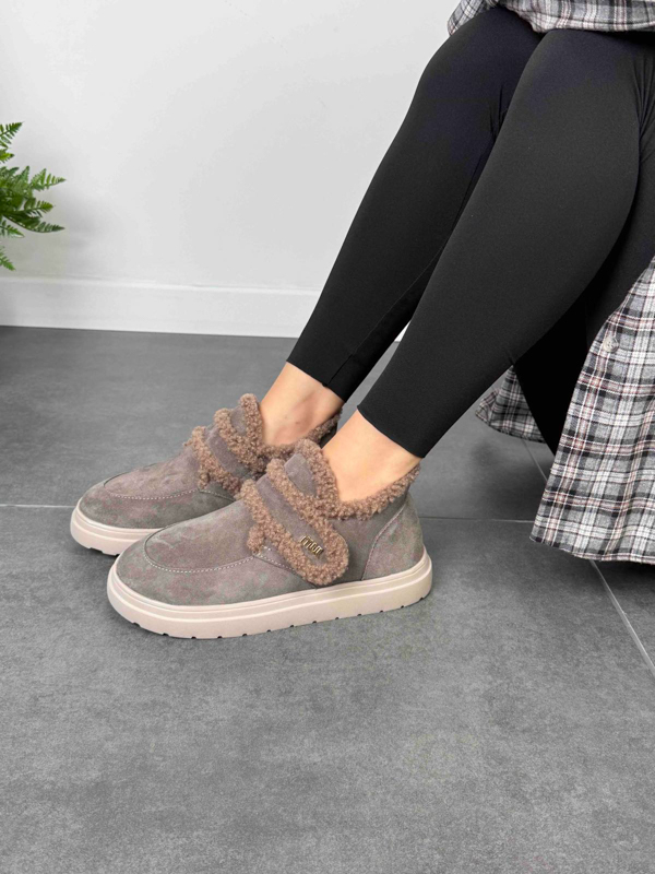 Кроссовки Arto (36-41) 162 кап-з (зима)